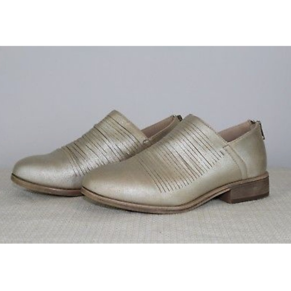 3/$25 Nixon Faux Leather Ankle Booties Size 7